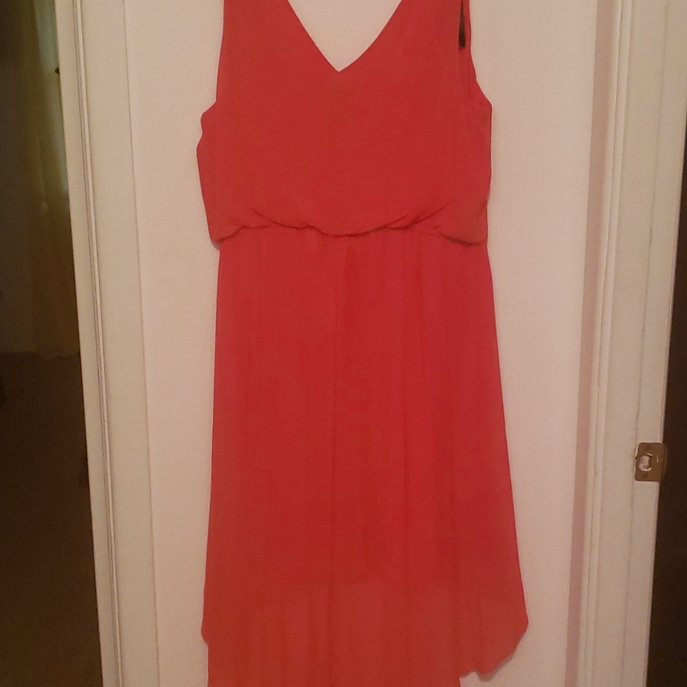 Dress - Picture 2 of 2